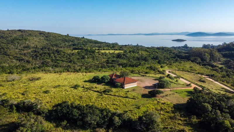 Políticas públicas desenvolvidas pelo Estado visam à proteção ao meio ambiente e à conservação de recursos naturais